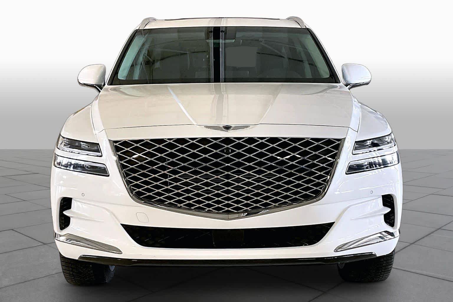 Used 2024 Genesis GV80 2.5T w/ Prestige Package AWD/4WD image 3