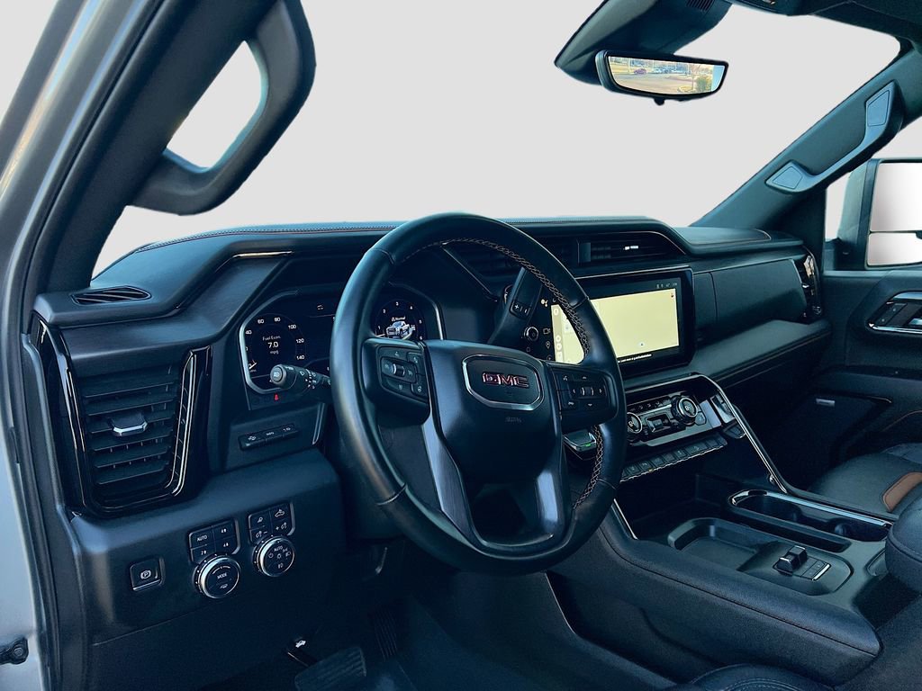 Used 2024 GMC Sierra 2500 AT4 w/ AT4 Premium Plus Package image 9