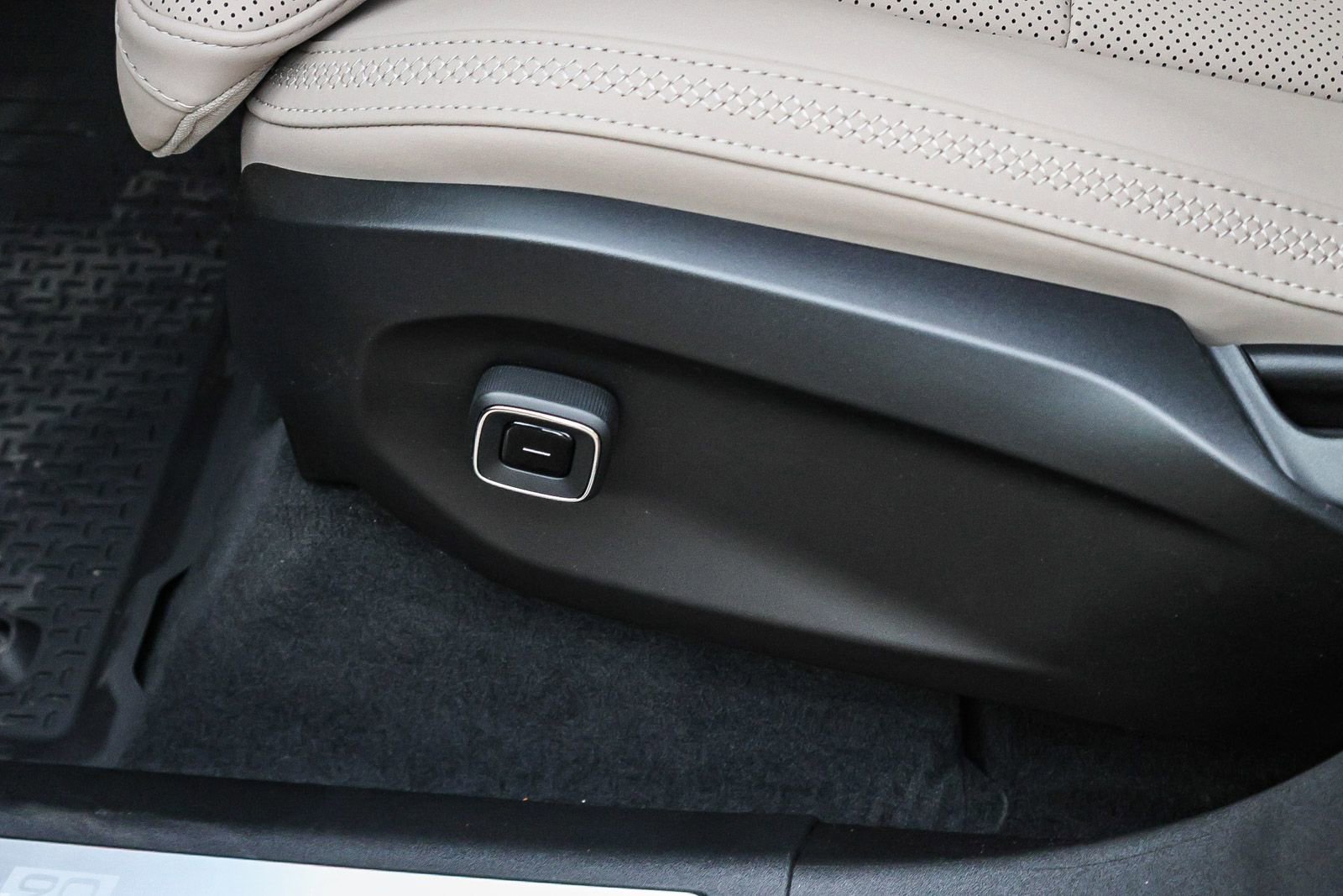 New 2026 Volvo EX90 Plus image 29