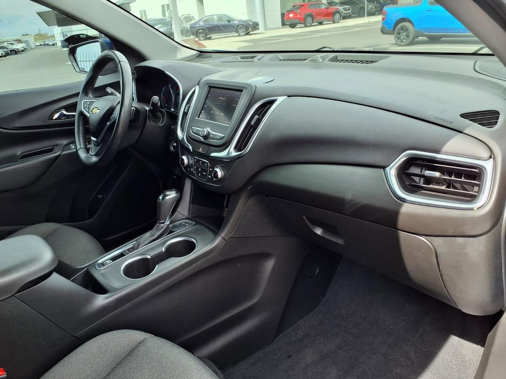 Used 2020 Chevrolet Equinox LT image 18