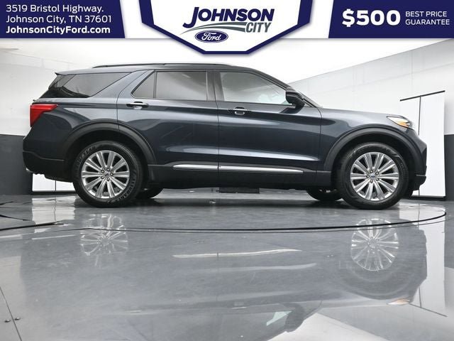 Used 2022 Ford Explorer Limited w/ Equipment Group 301A AWD/4WD image 34