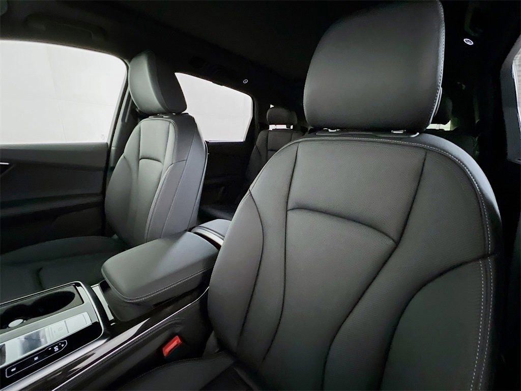 New 2026 Audi Q7 3.0T Premium Plus AWD/4WD image 11