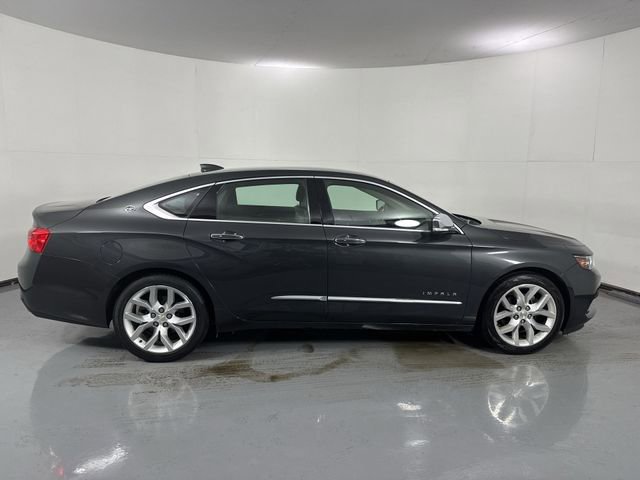Used 2015 Chevrolet Impala LTZ FWD image 34