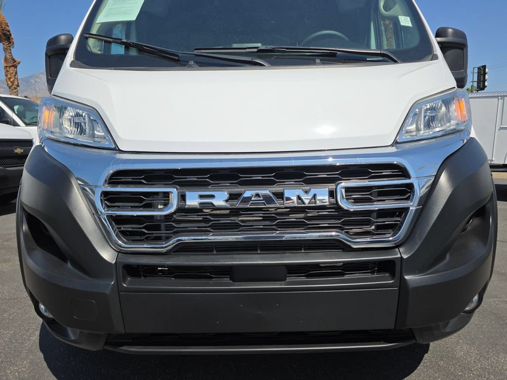 Used 2025 RAM ProMaster 2500 w/ U-Haul Equipment Group FWD image 32