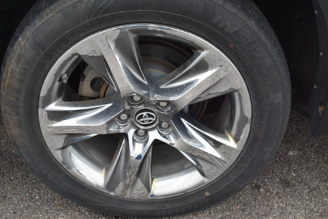 Used 2019 Toyota Highlander Limited AWD/4WD image 55