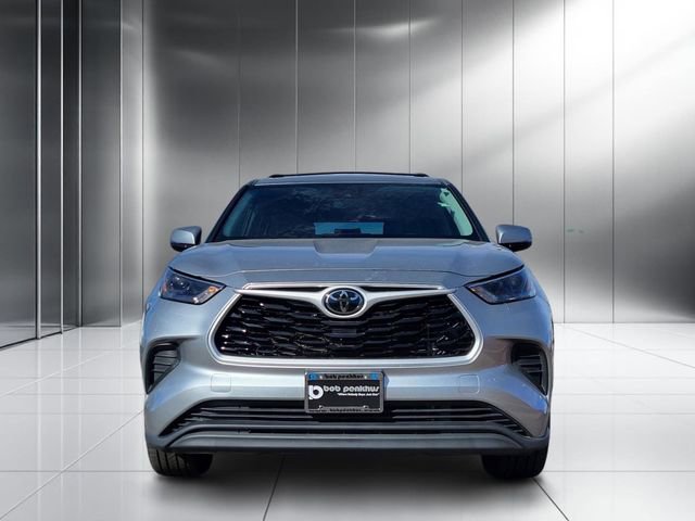 Used 2022 Toyota Highlander L image 21