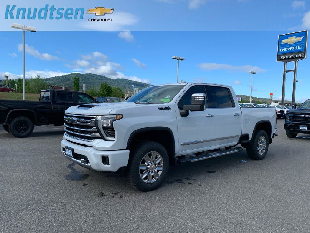 New 2026 Chevrolet Silverado 2500 High Country w/ Technology Package AWD/4WD image 3