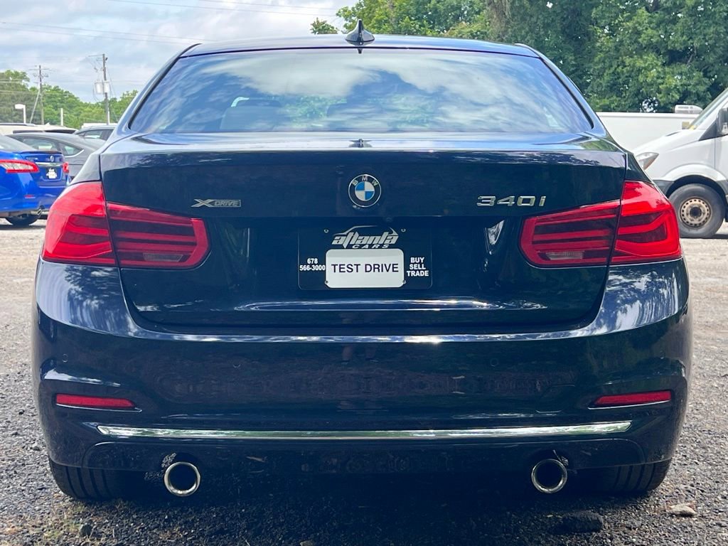 Used 2016 BMW 340i xDrive Sedan AWD/4WD image 4
