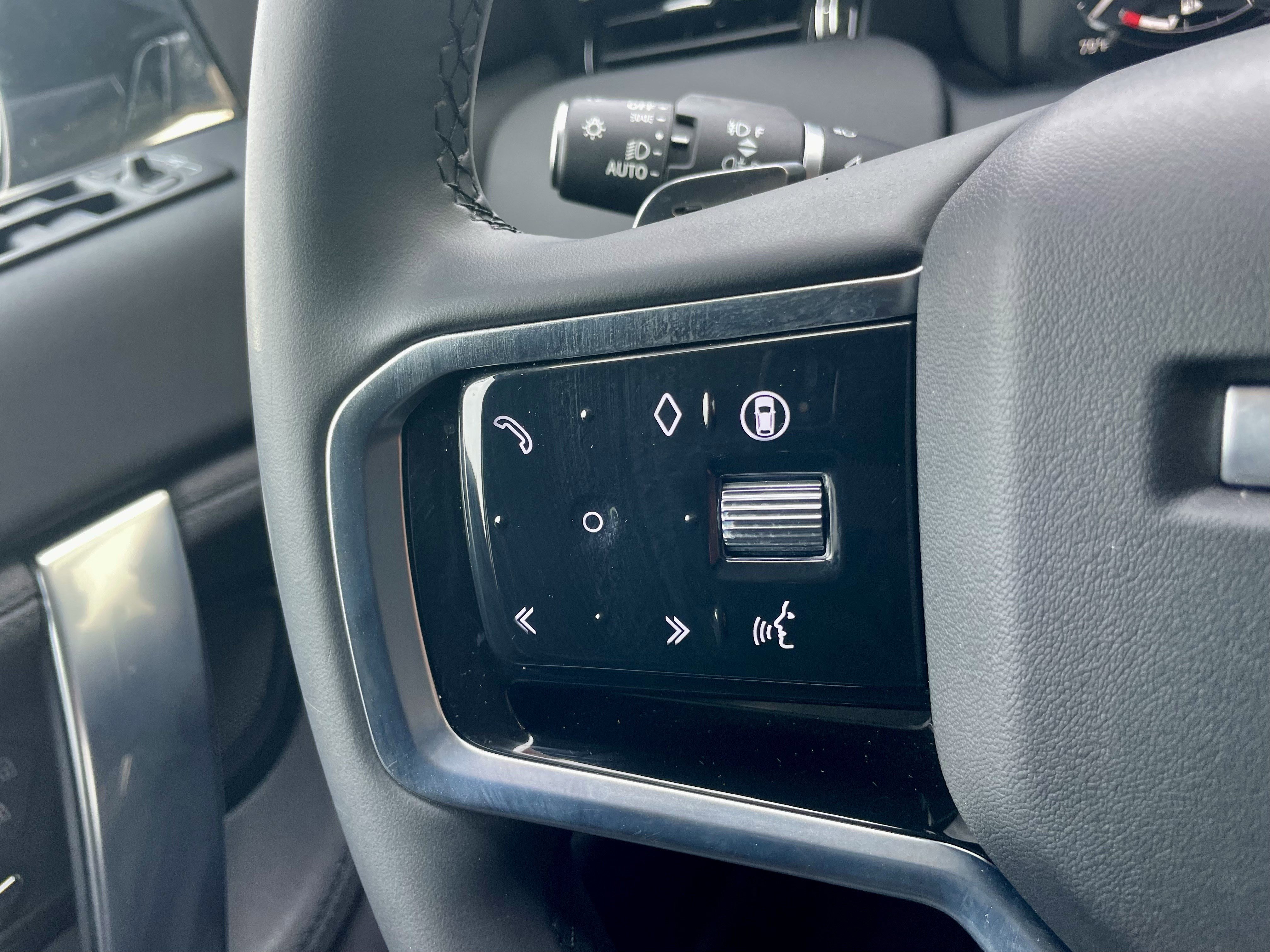 Certified 2024 Land Rover Discovery Sport S image 23