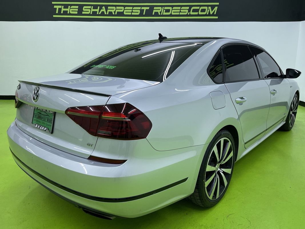 Used 2018 Volkswagen Passat 3.6 image 10