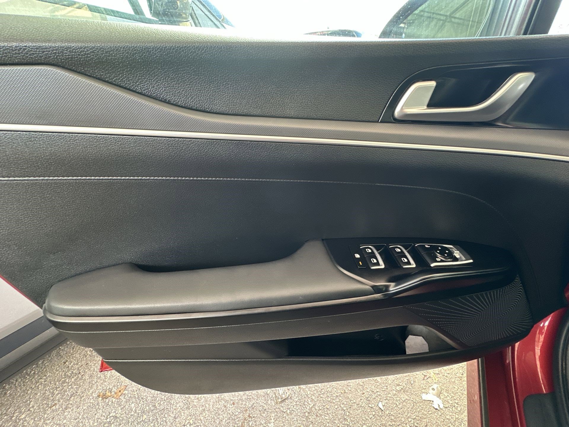 Used 2021 Kia K5 LXS image 32