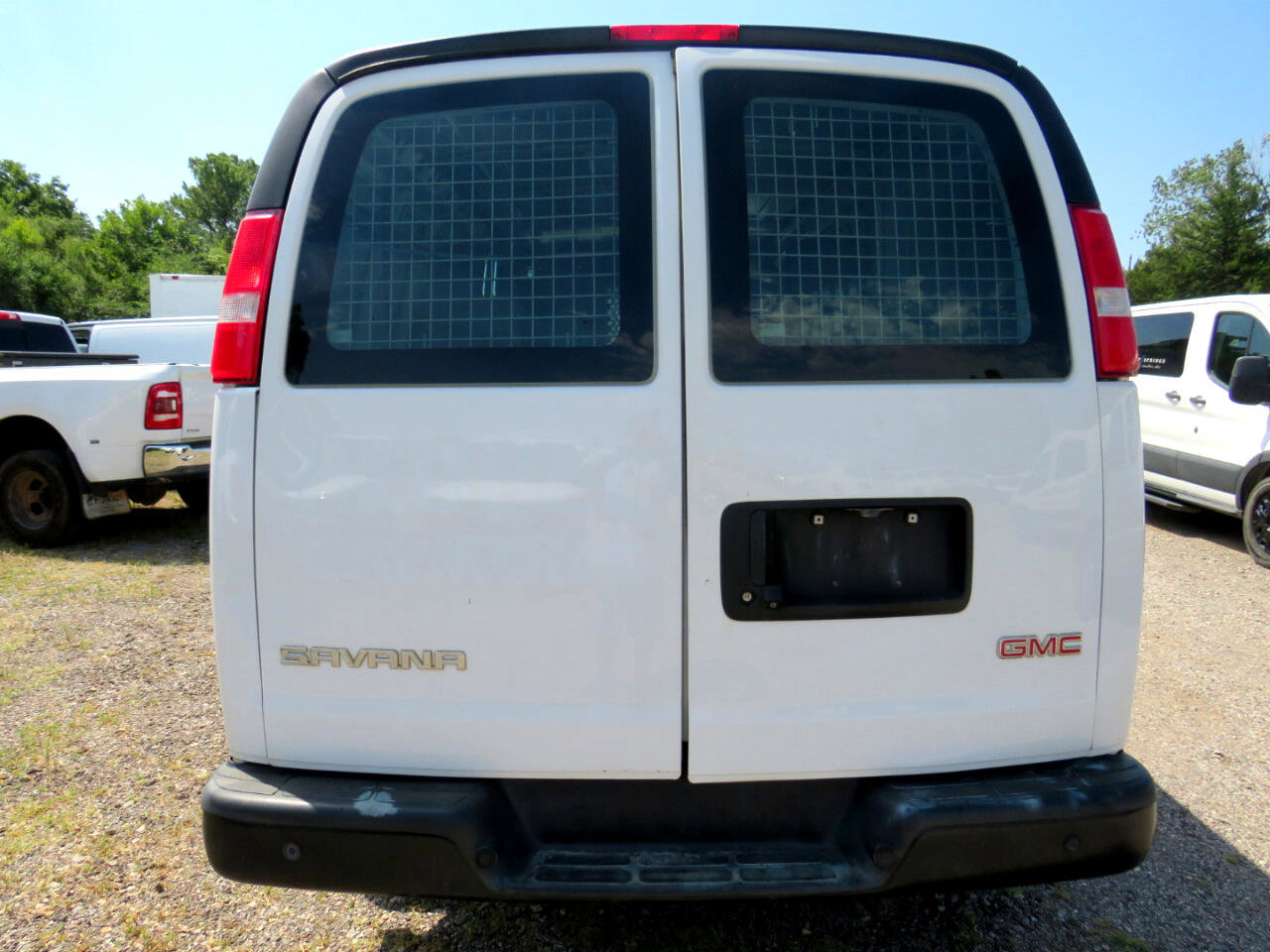 Used 2019 GMC Savana 2500 w/ Driver Convenience Package image 6