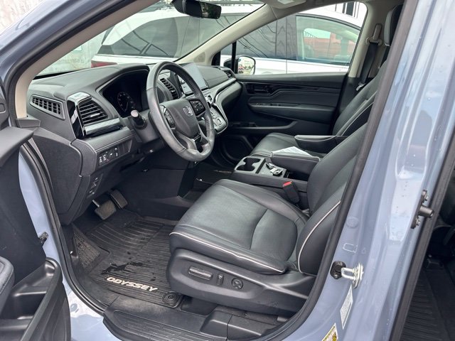 Used 2025 Honda Odyssey Elite image 4