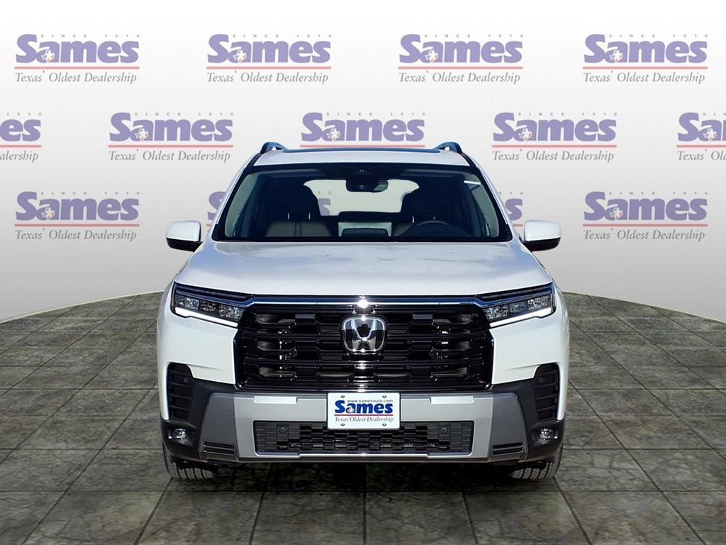 New 2026 Honda Pilot Touring image 2