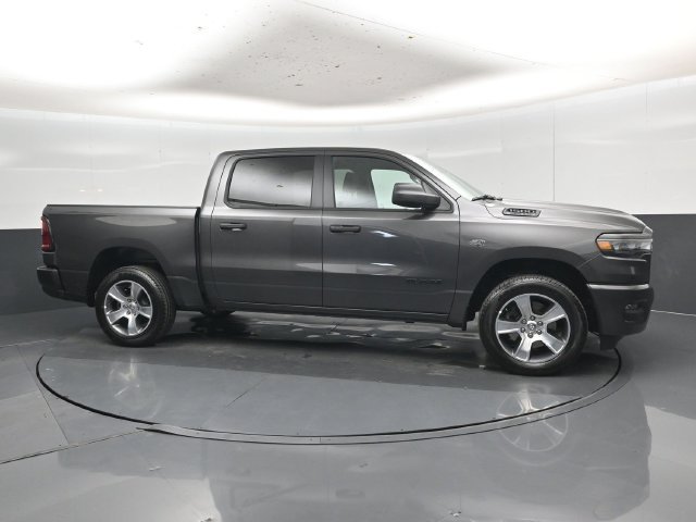 New 2027 RAM 1500 Express RWD image 32