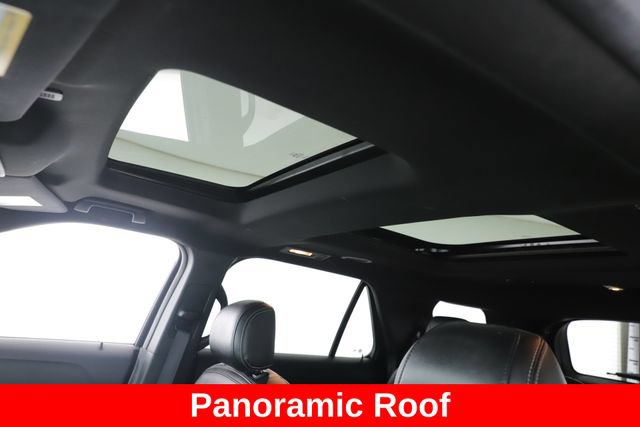 Used 2017 Ford Explorer Limited w/ Equipment Group 301A AWD/4WD image 19