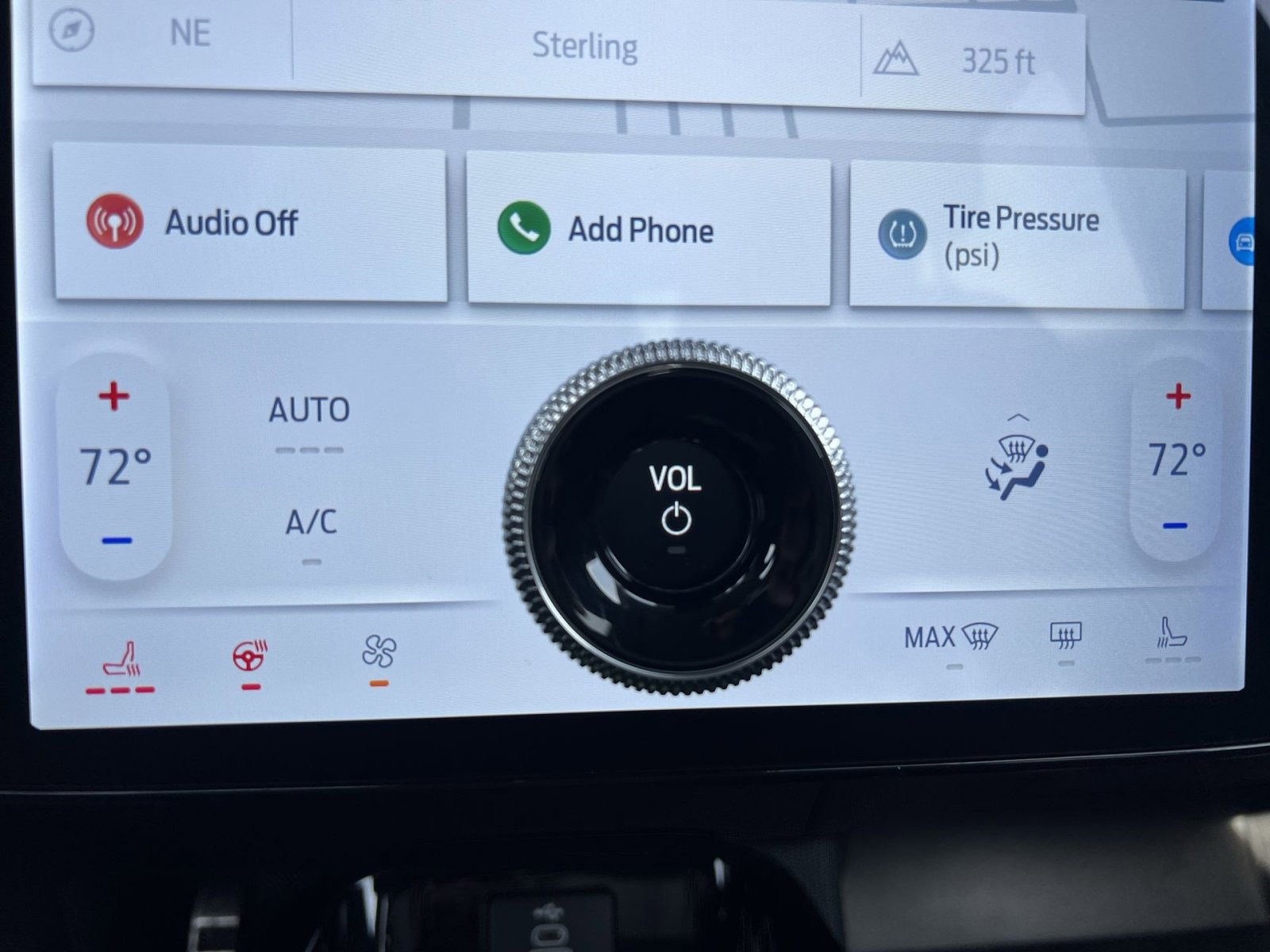 Used 2025 Ford Mustang Mach-E Premium w/ Sport Appearance Package image 21