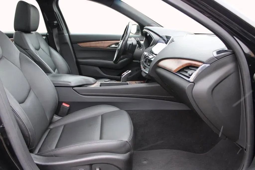 Used 2021 Cadillac CT5 Luxury w/ Sun And Sound Package image 18