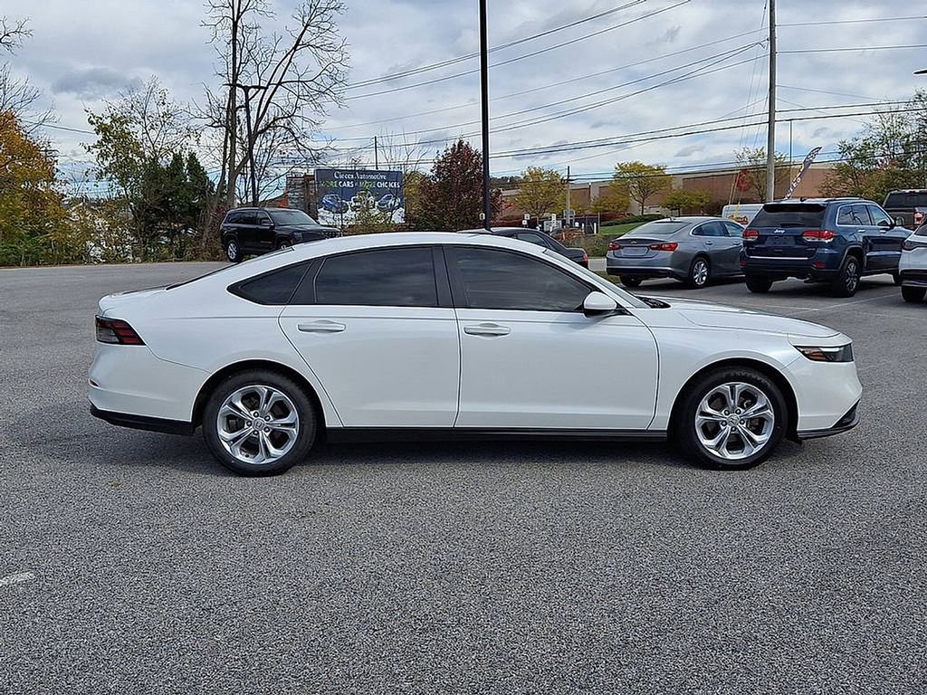Used 2023 Honda Accord LX image 12