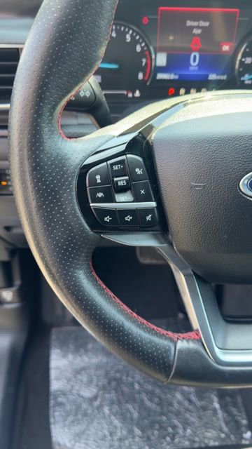 Certified 2023 Ford Explorer ST-Line AWD/4WD image 9