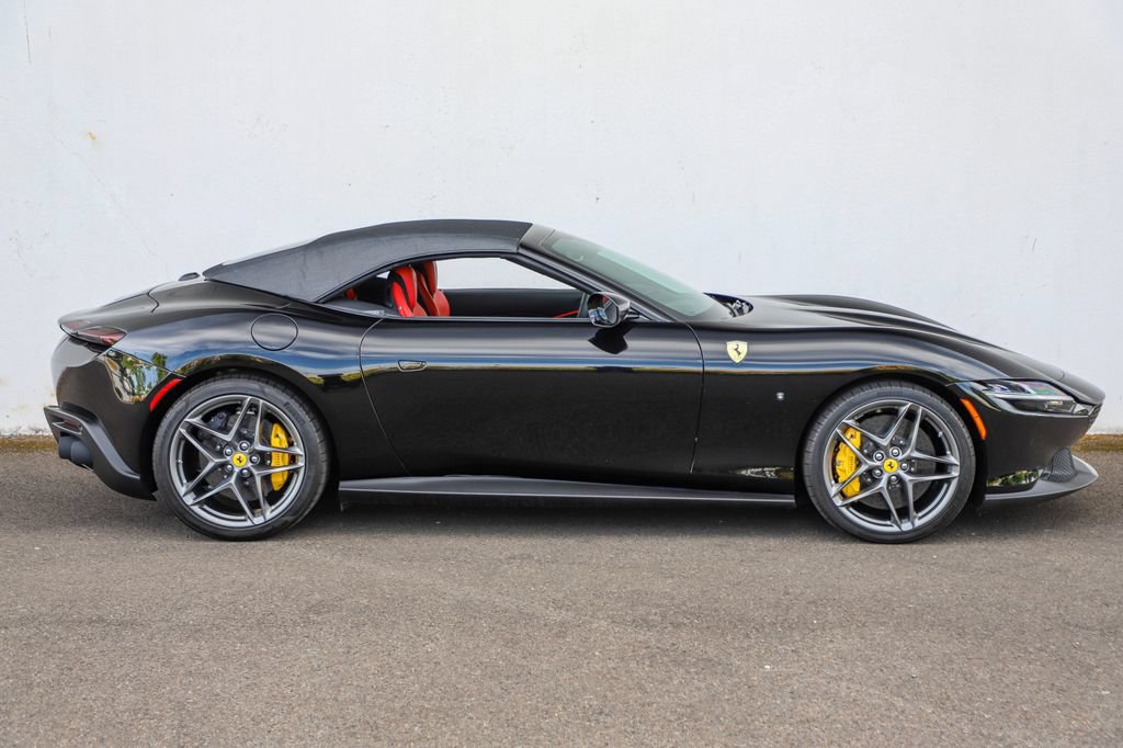 Certified 2025 Ferrari Roma Spider RWD image 50