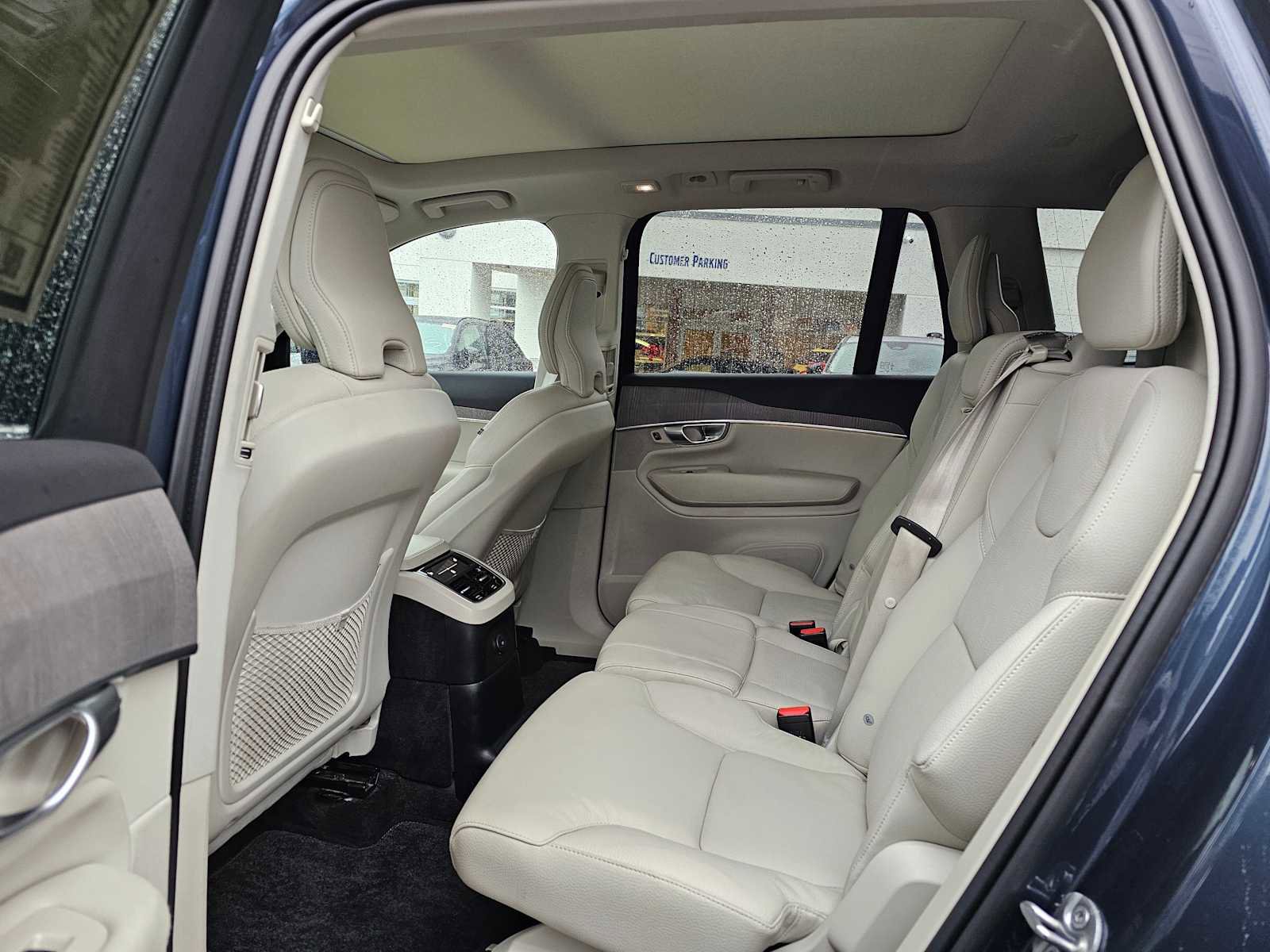 Certified 2023 Volvo XC90 T8 Plus image 18