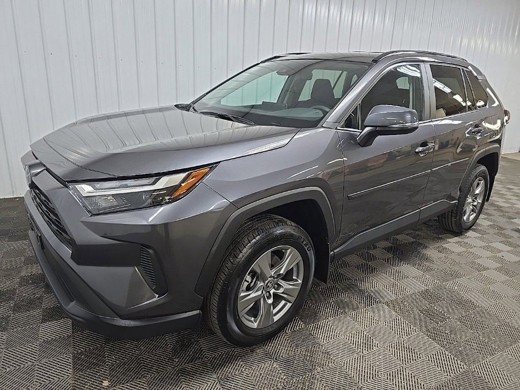 Used 2024 Toyota RAV4 XLE image 8
