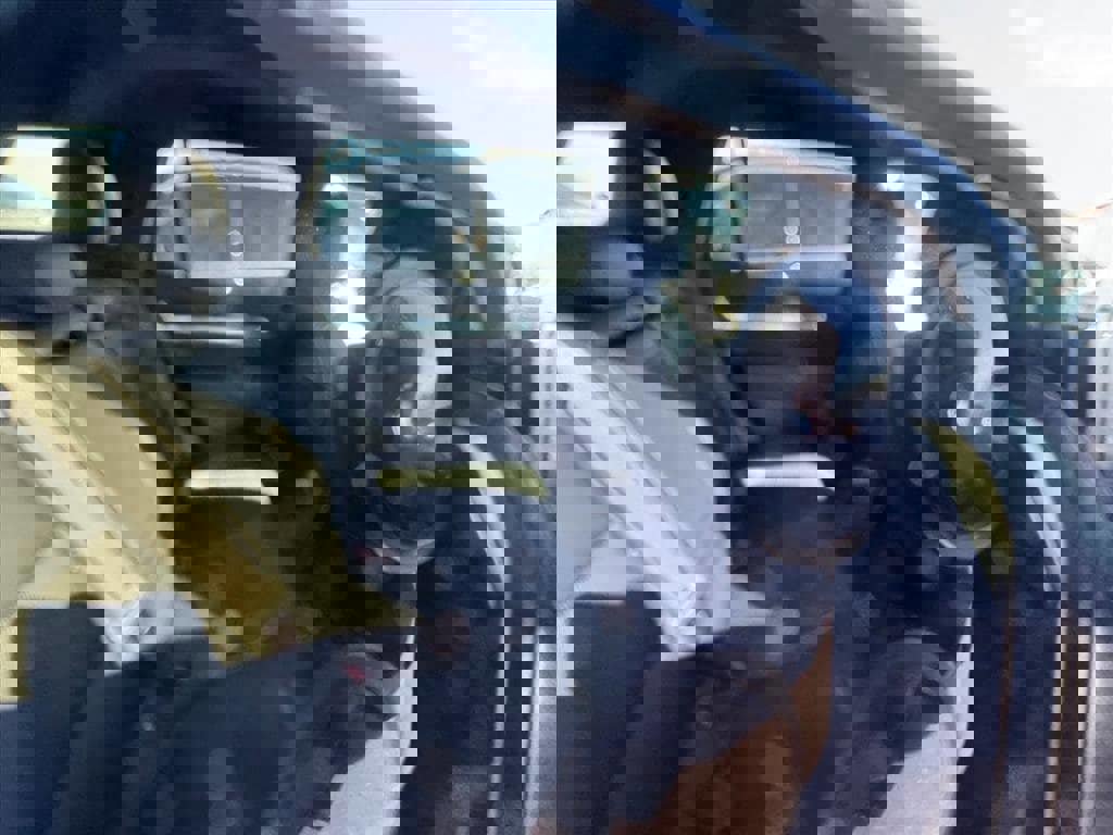 Used 2026 GMC Terrain Elevation w/ Elevation Premium Package image 3