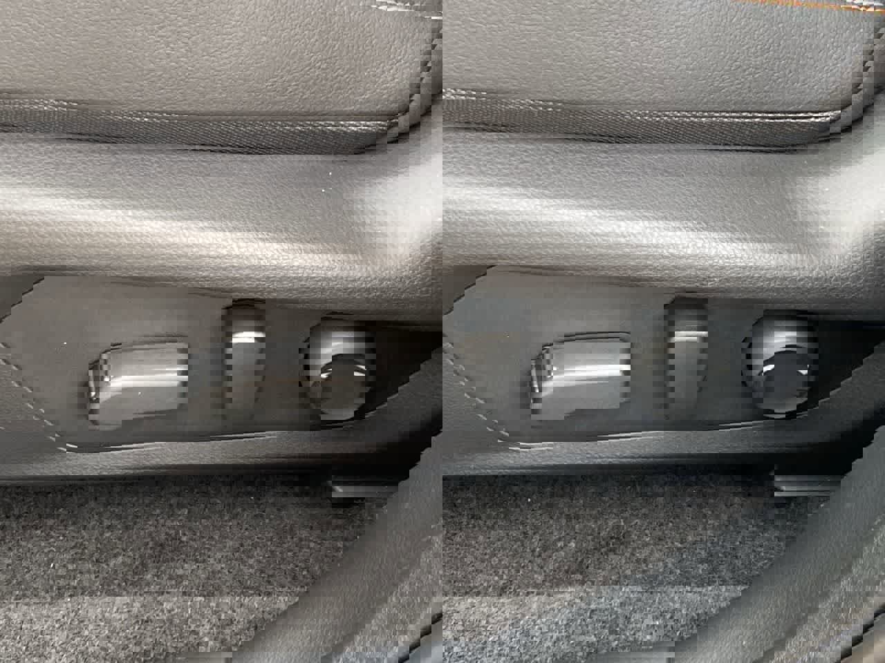 Used 2025 Subaru Crosstrek 2.5i Limited w/ Crosstrek Mirror Package image 16