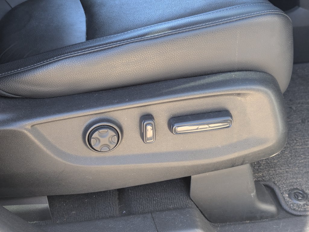 Used 2025 Honda Odyssey EX-L image 36