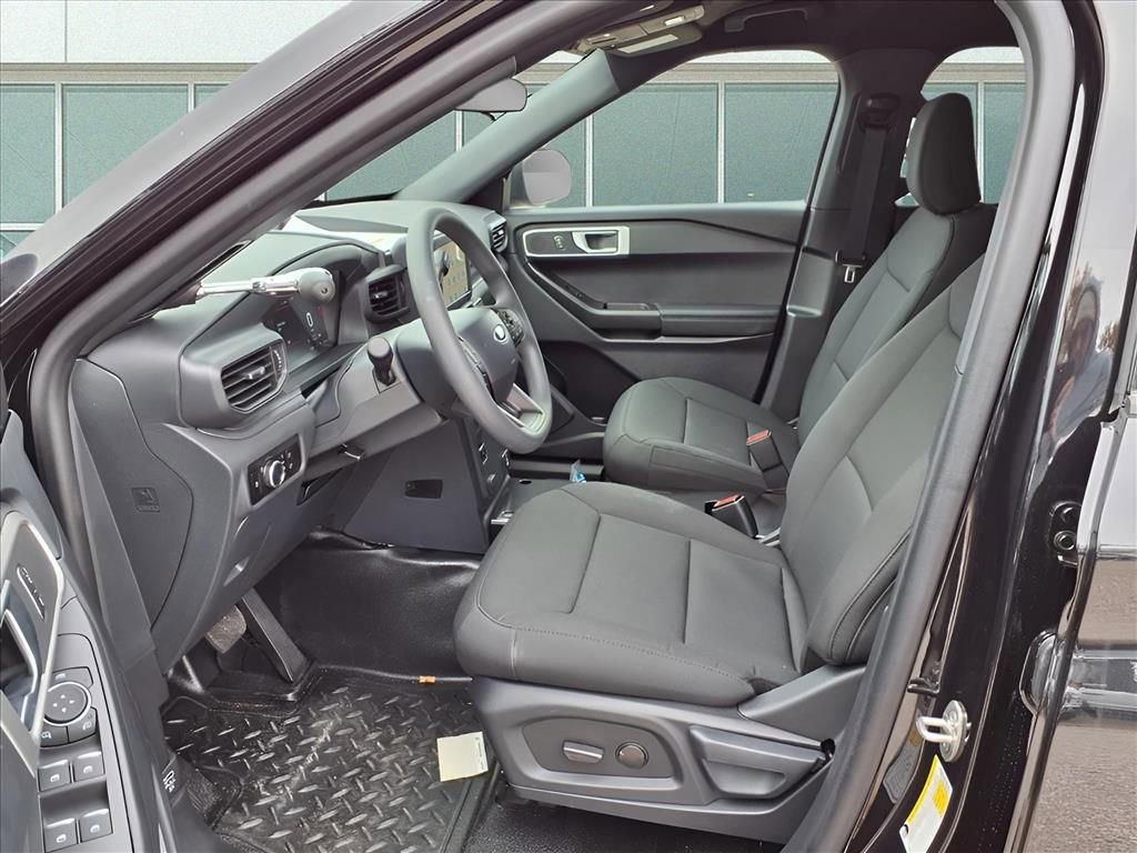 New 2025 Ford Explorer 4WD Police Interceptor image 15