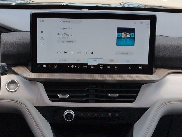 Certified 2025 Ford Explorer Active w/ Active Comfort Package RWD image 18