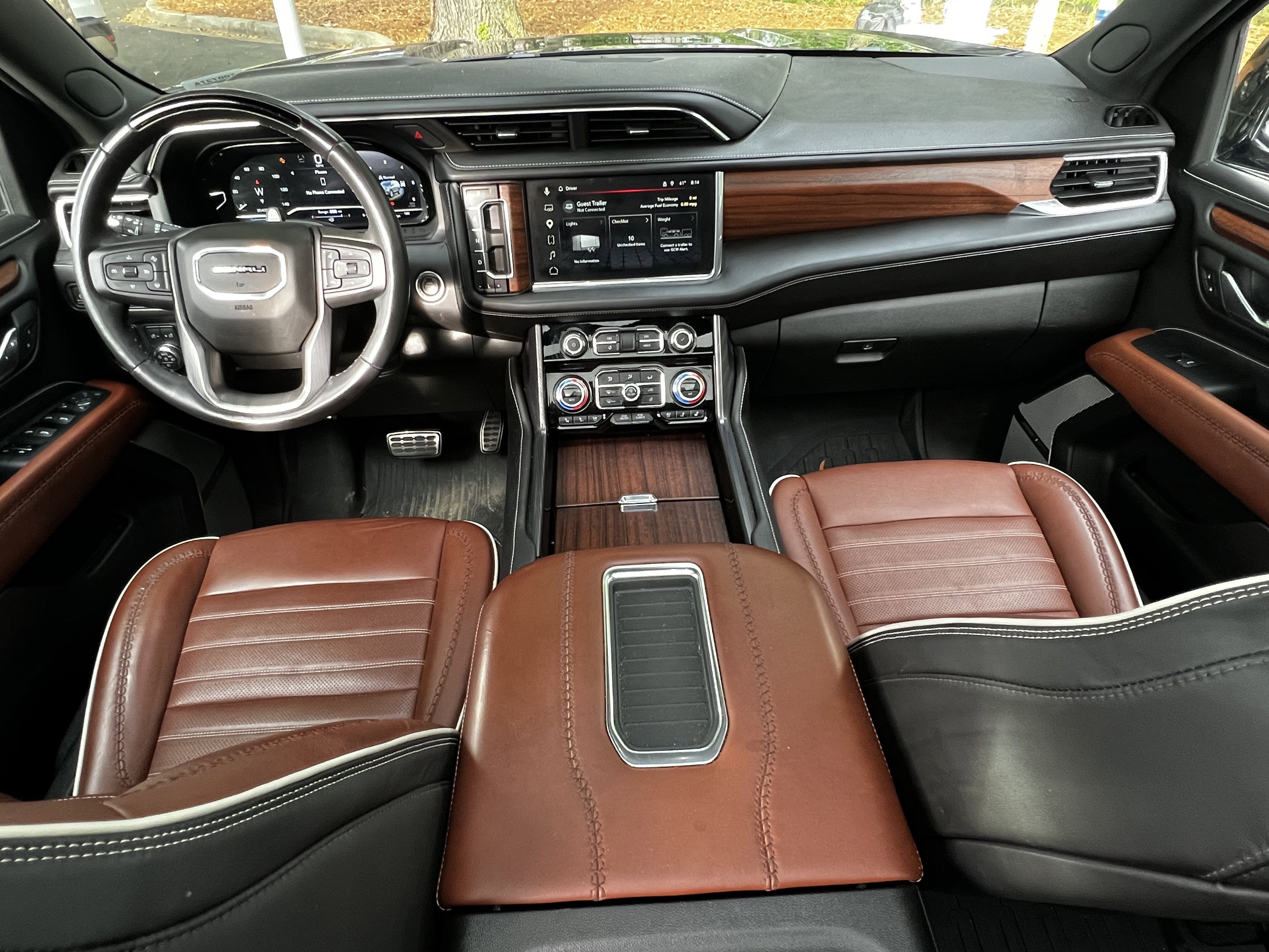 Used 2023 GMC Yukon Denali Ultimate AWD/4WD image 38