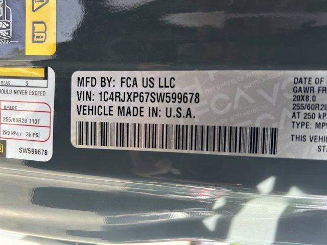 Certified 2025 Jeep Wrangler Unlimited Sahara w/ Safety Group AWD/4WD image 32
