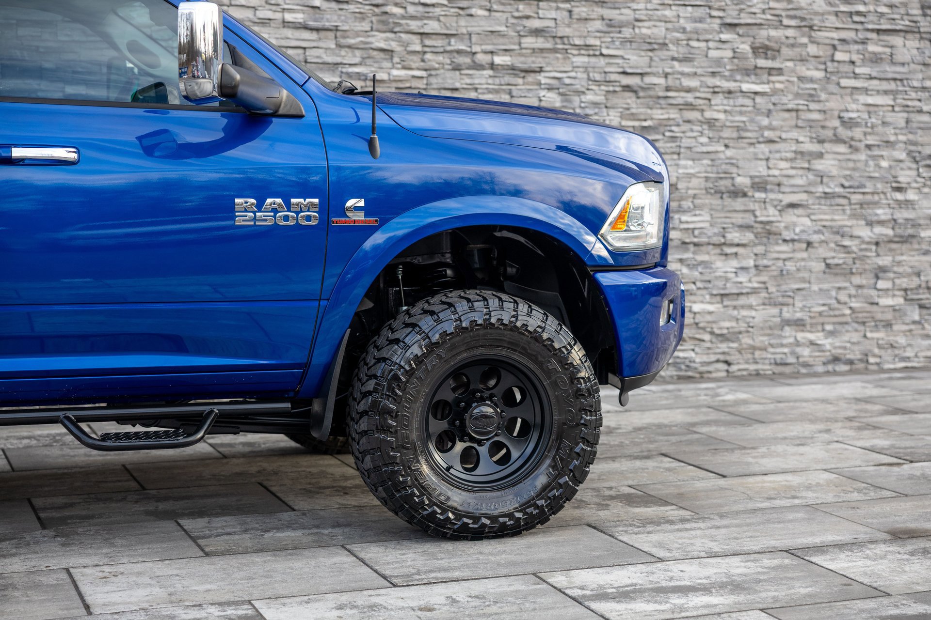 Used 2015 RAM 2500 Laramie w/ Convenience Group image 11