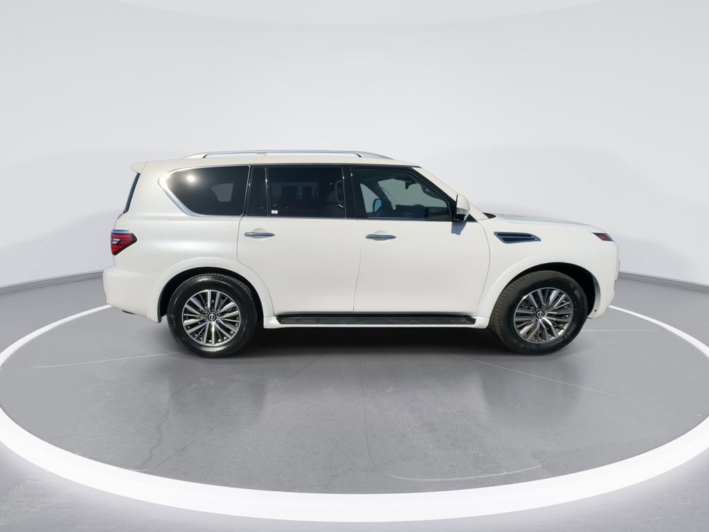 Used 2024 Nissan Armada SL w/ Captain's Chairs Package image 9