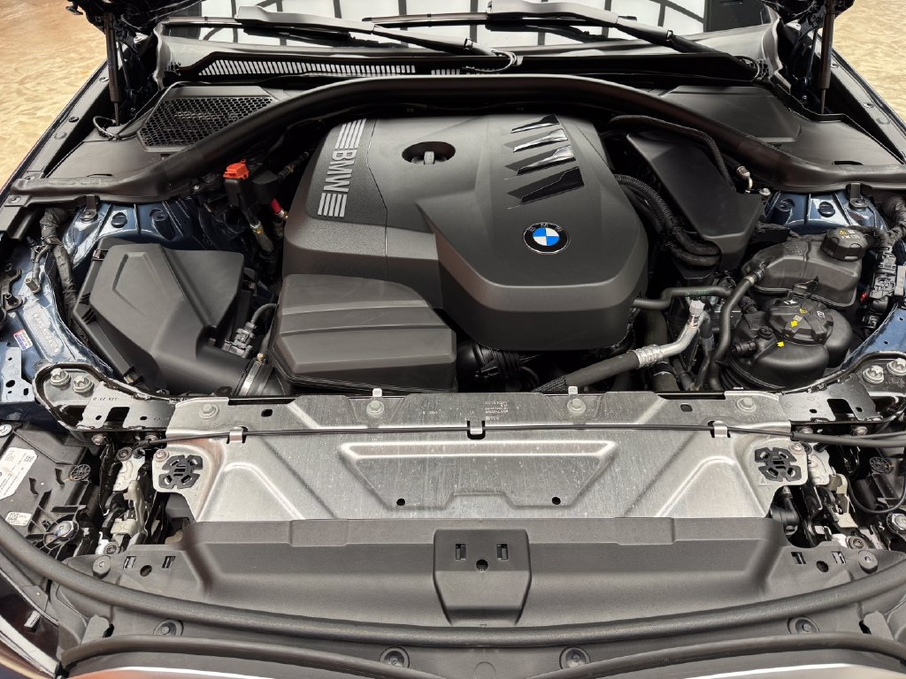 Certified 2025 BMW 330i xDrive Sedan AWD/4WD image 30