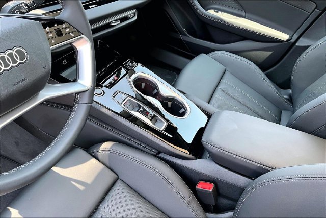 New 2026 Audi A6 Premium Plus AWD/4WD image 14