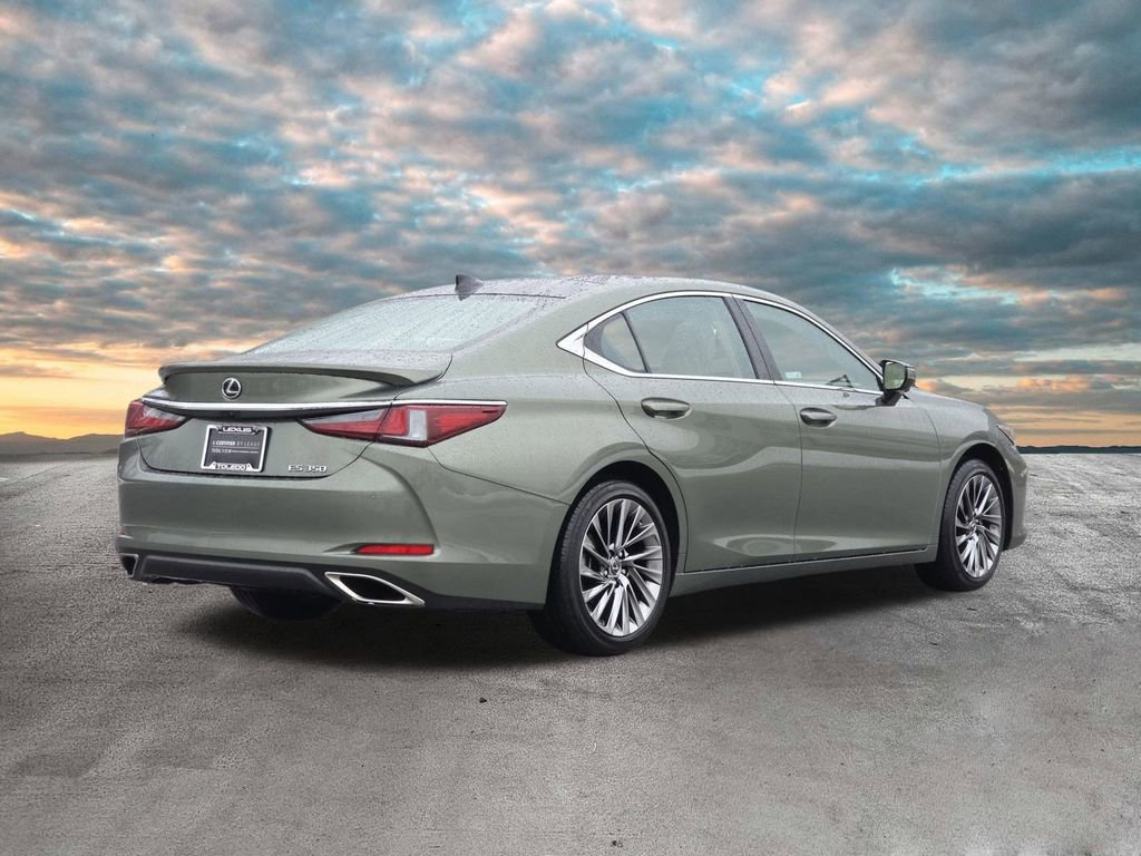 Used 2024 Lexus ES 350 Luxury w/ Accessory Package (Z2) image 8