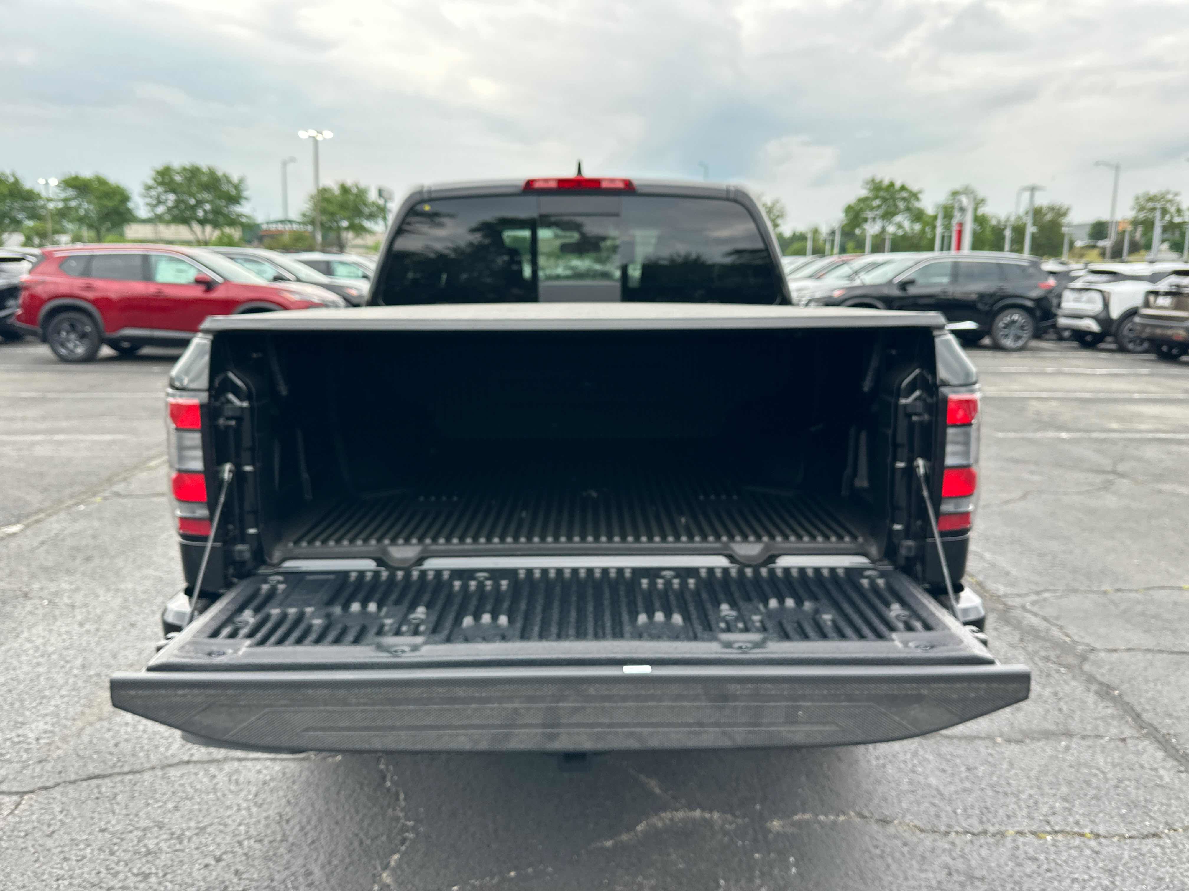 New 2026 Nissan Frontier SV w/ All-Weather Content Package AWD/4WD image 15