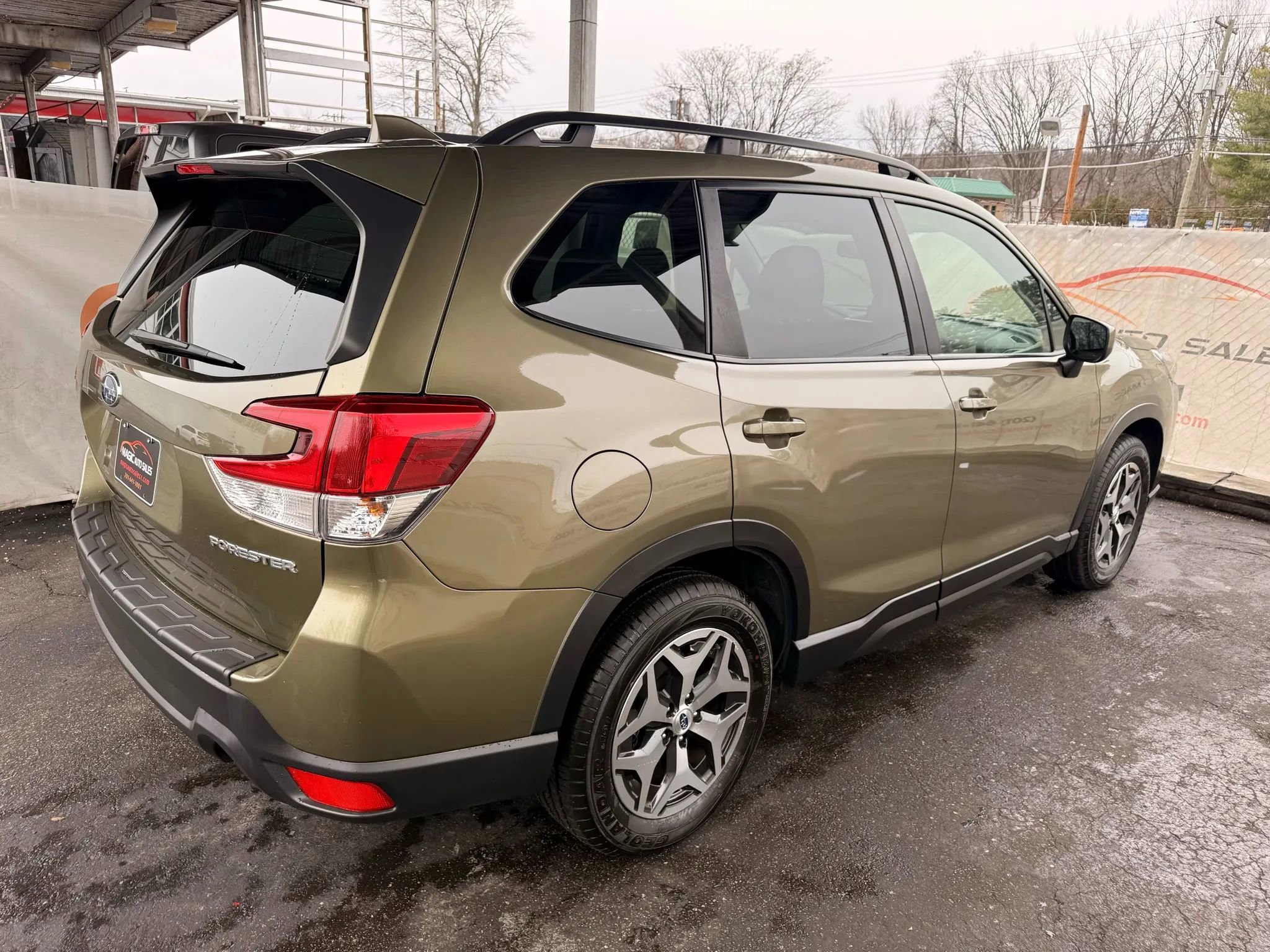 Used 2022 Subaru Forester Premium AWD/4WD image 60