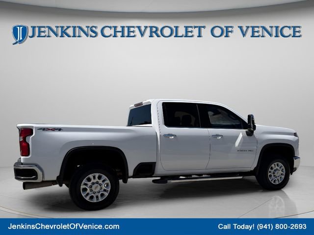 Used 2024 Chevrolet Silverado 2500 LTZ image 5