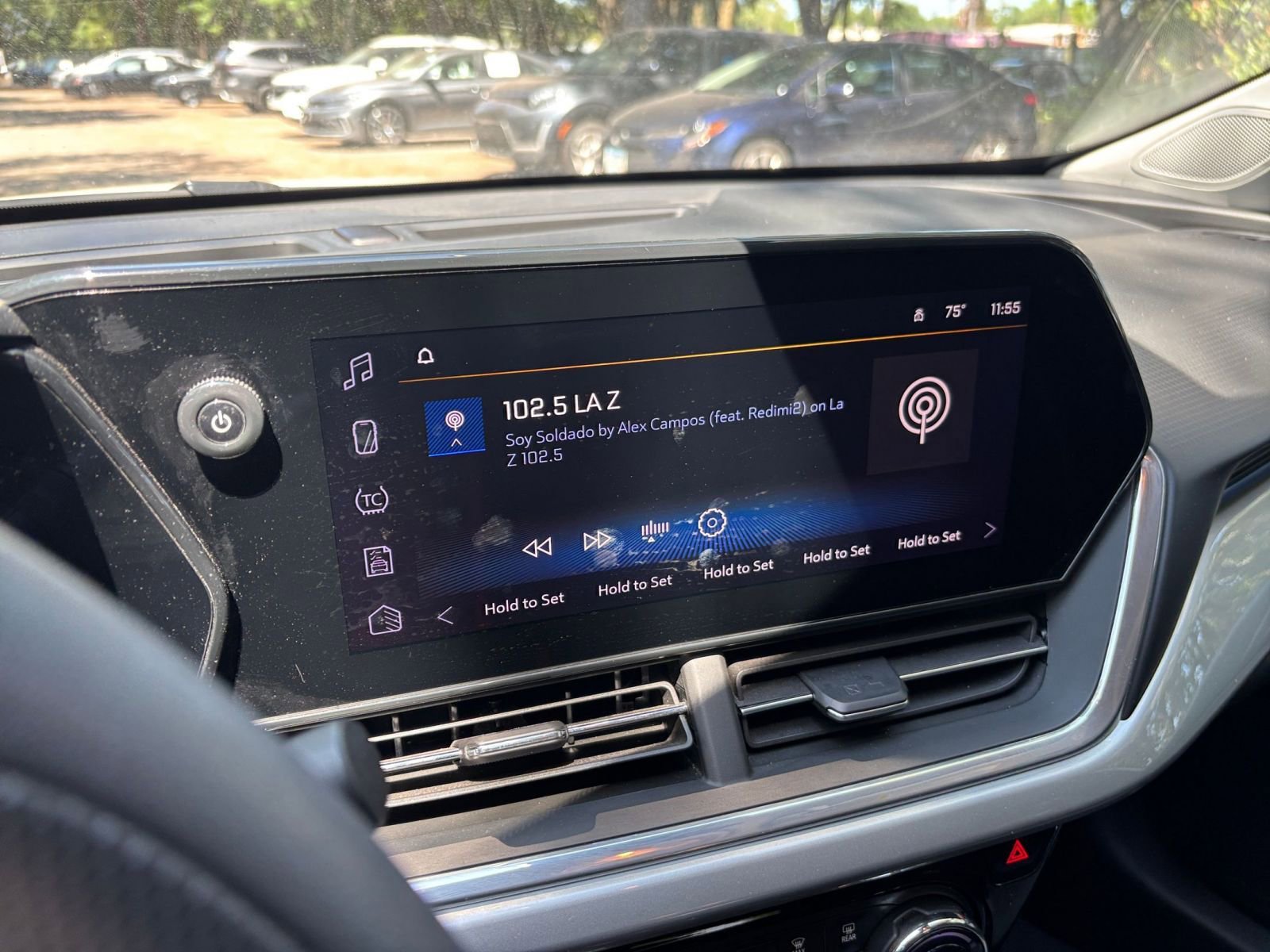 Used 2025 Chevrolet Trax LT image 20