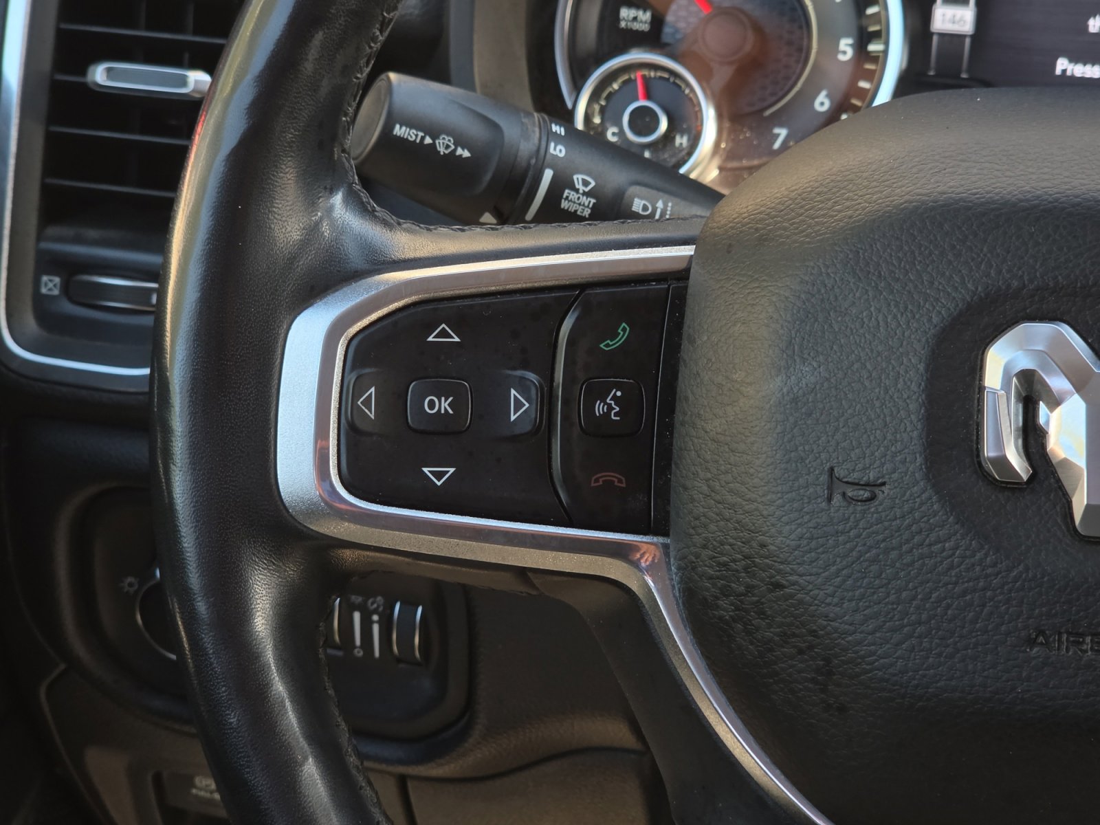 Used 2019 RAM 1500 Laramie AWD/4WD image 20