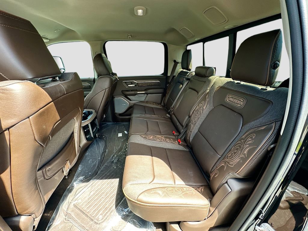 New 2025 RAM 1500 Limited image 27