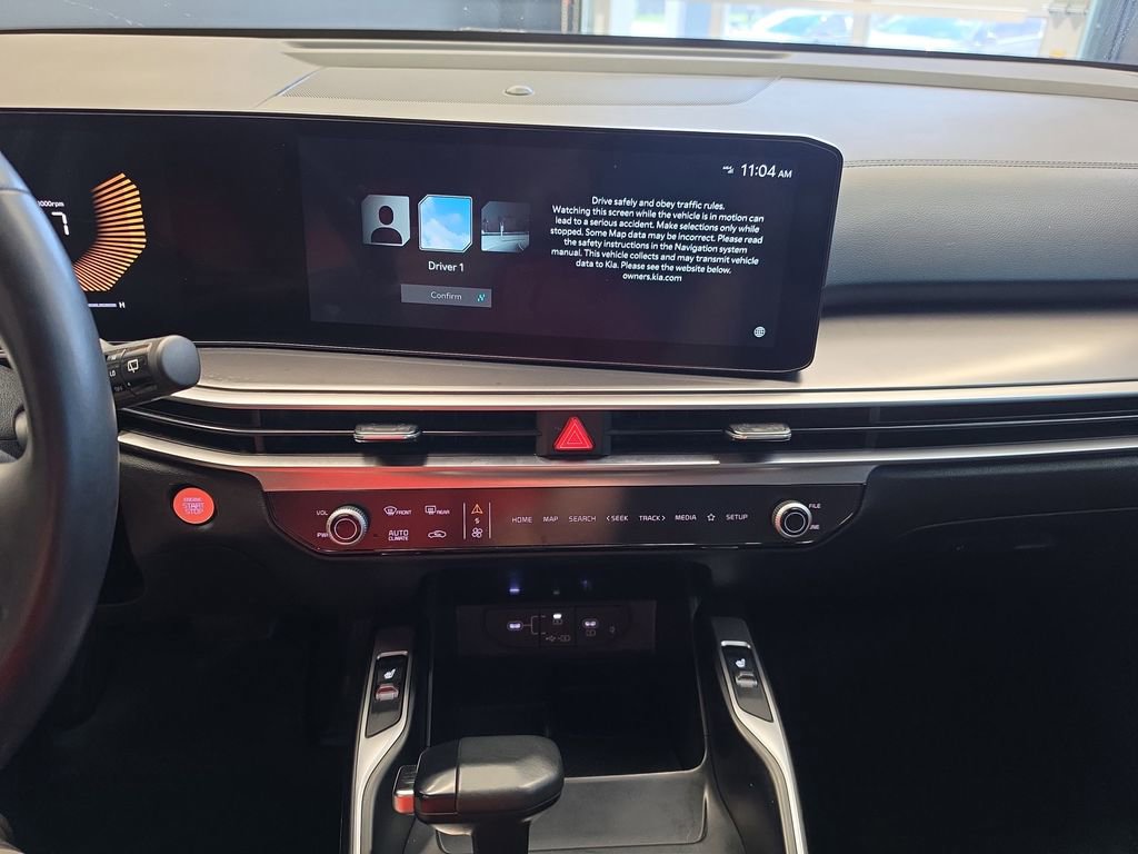 Certified 2024 Kia Sorento S w/ Panoramic Sunroof Package FWD image 26