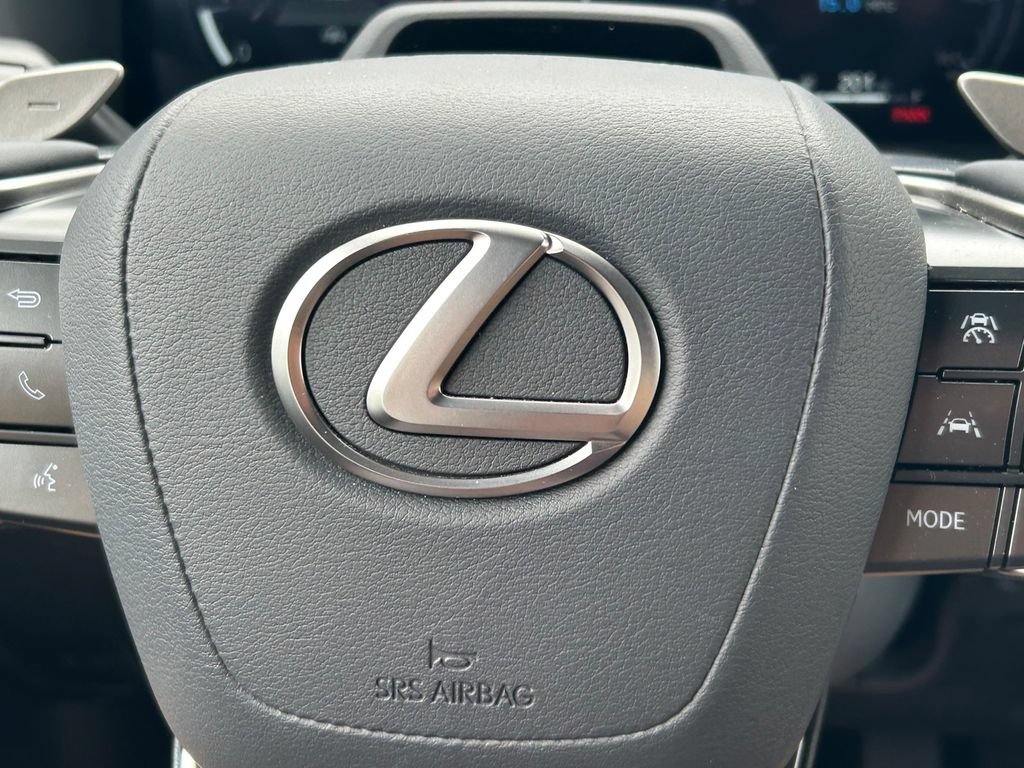 Used 2025 Lexus GX 550 w/ Accessory Package (2T) AWD/4WD image 45