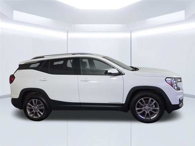 Used 2024 GMC Terrain SLT AWD/4WD image 5
