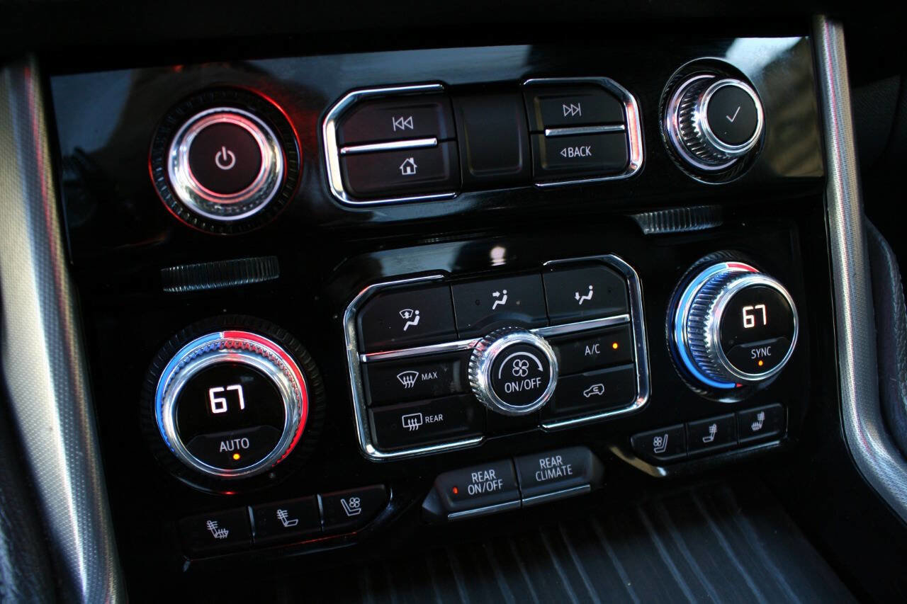 Used 2021 GMC Yukon Denali w/ Denali Premium Package image 26