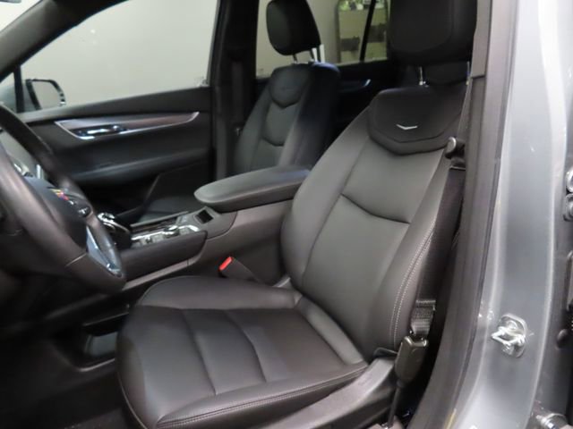 Certified 2024 Cadillac XT6 Luxury FWD image 17